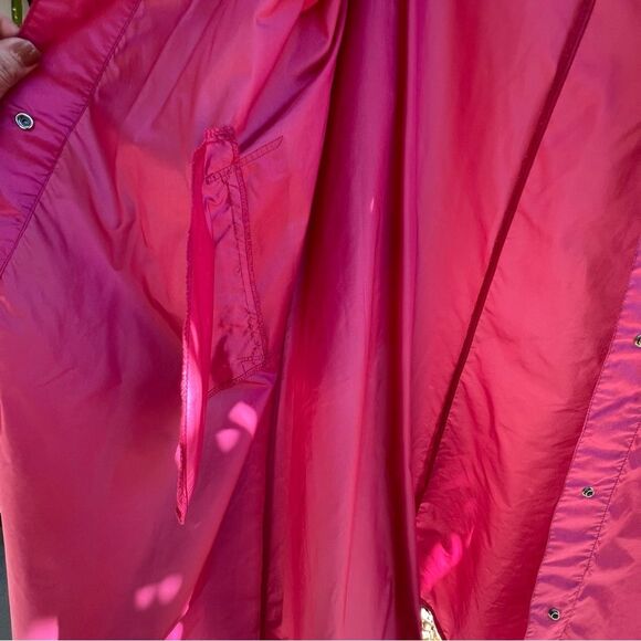 Vintage Aqua~Sheen Pink Nylon windbreaker ☔️ snap closure ☔️ lightweight - Picture 6 of 13
